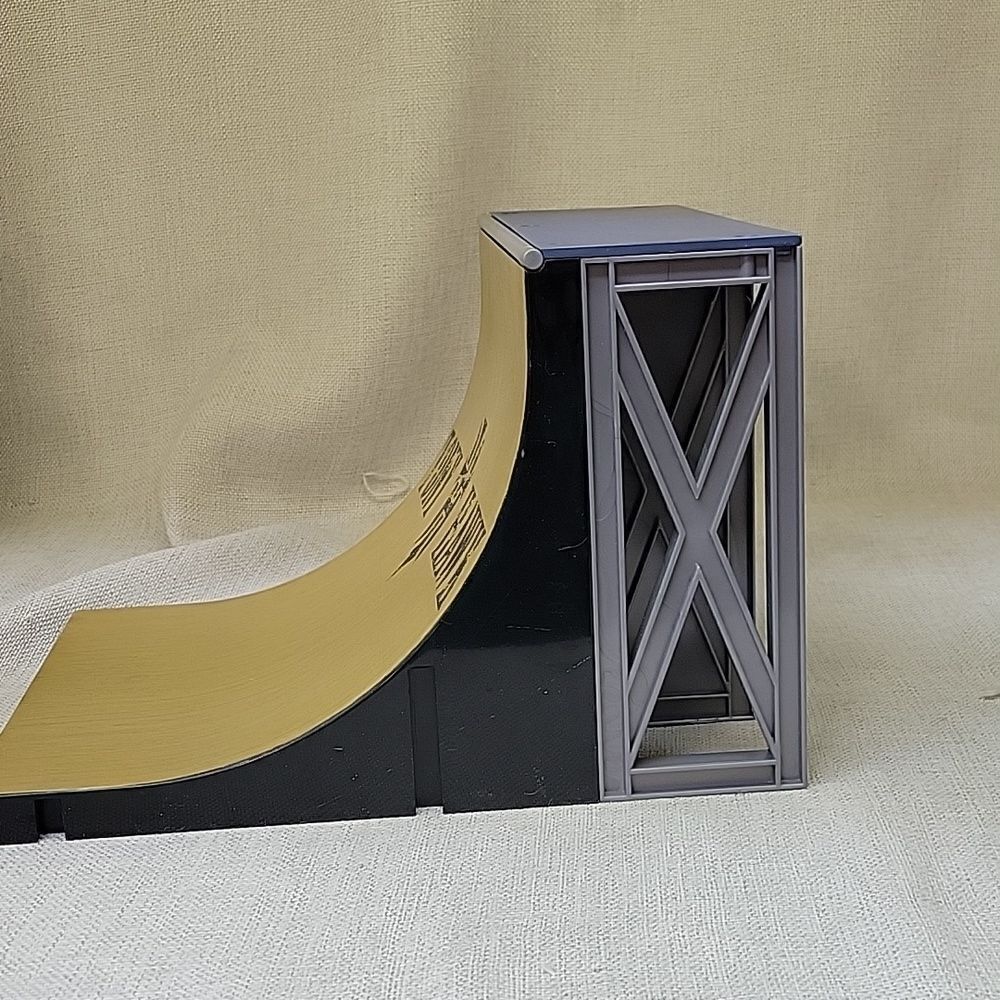 Tech Deck Skateboard Tony‎ Hawk Vert Ramp Playset Toy Spin Master 2007 - Picture 5 of 8